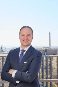 Erik Brattberg